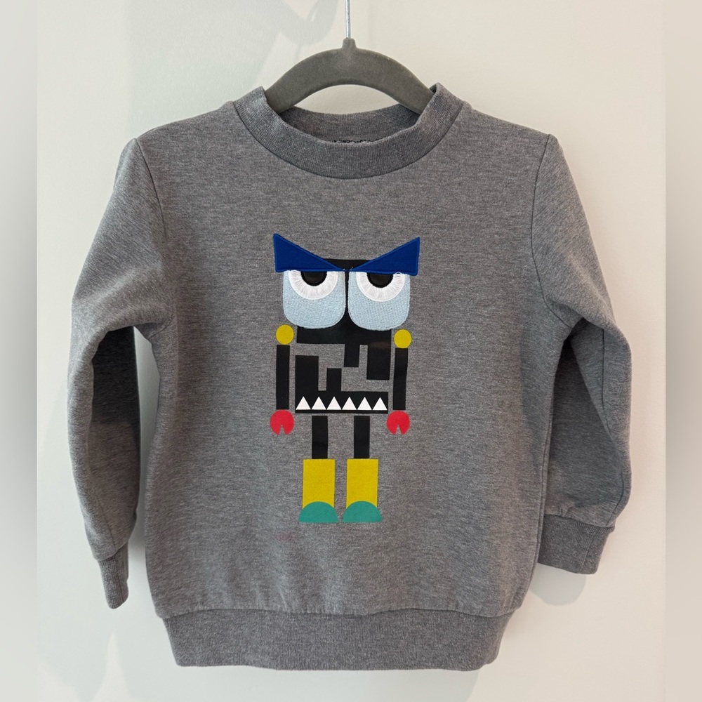 Kids Fendi Sweatshirt with Colorful Robot Design size 4/5